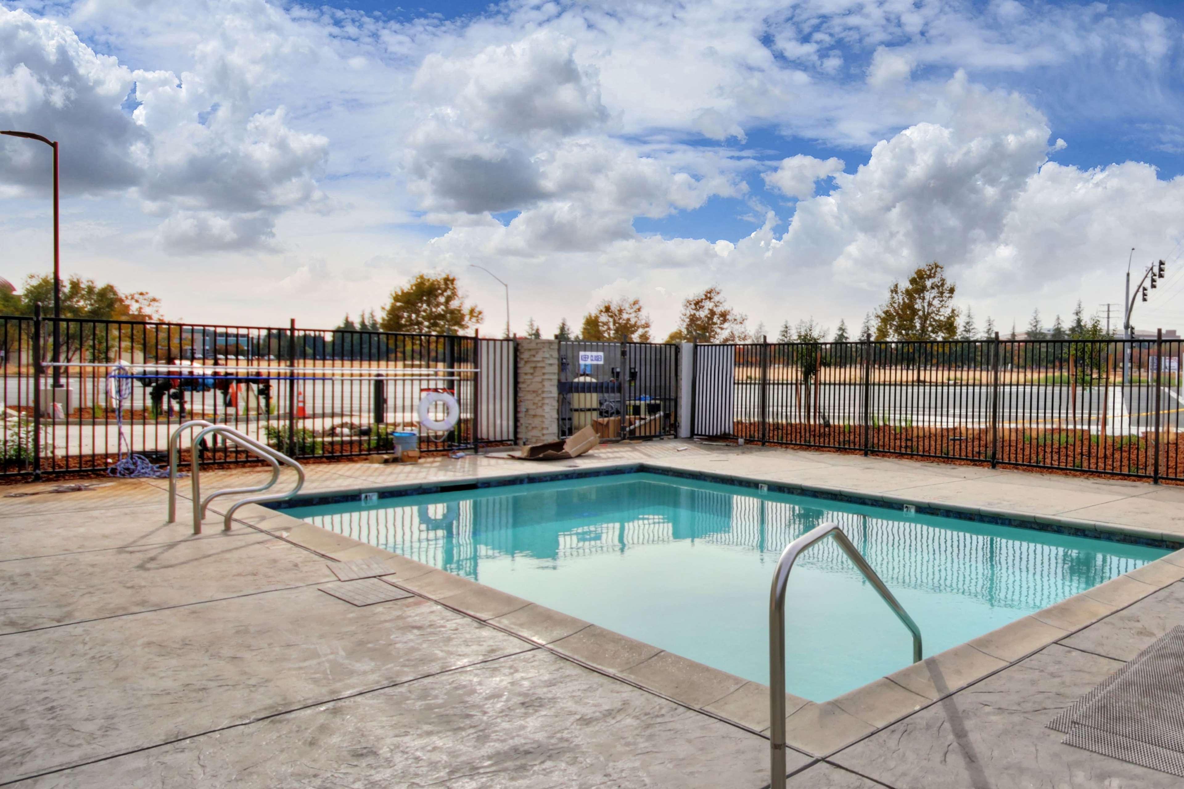 Wyndham Garden Sacramento Airport Natomas Hotel Exterior foto